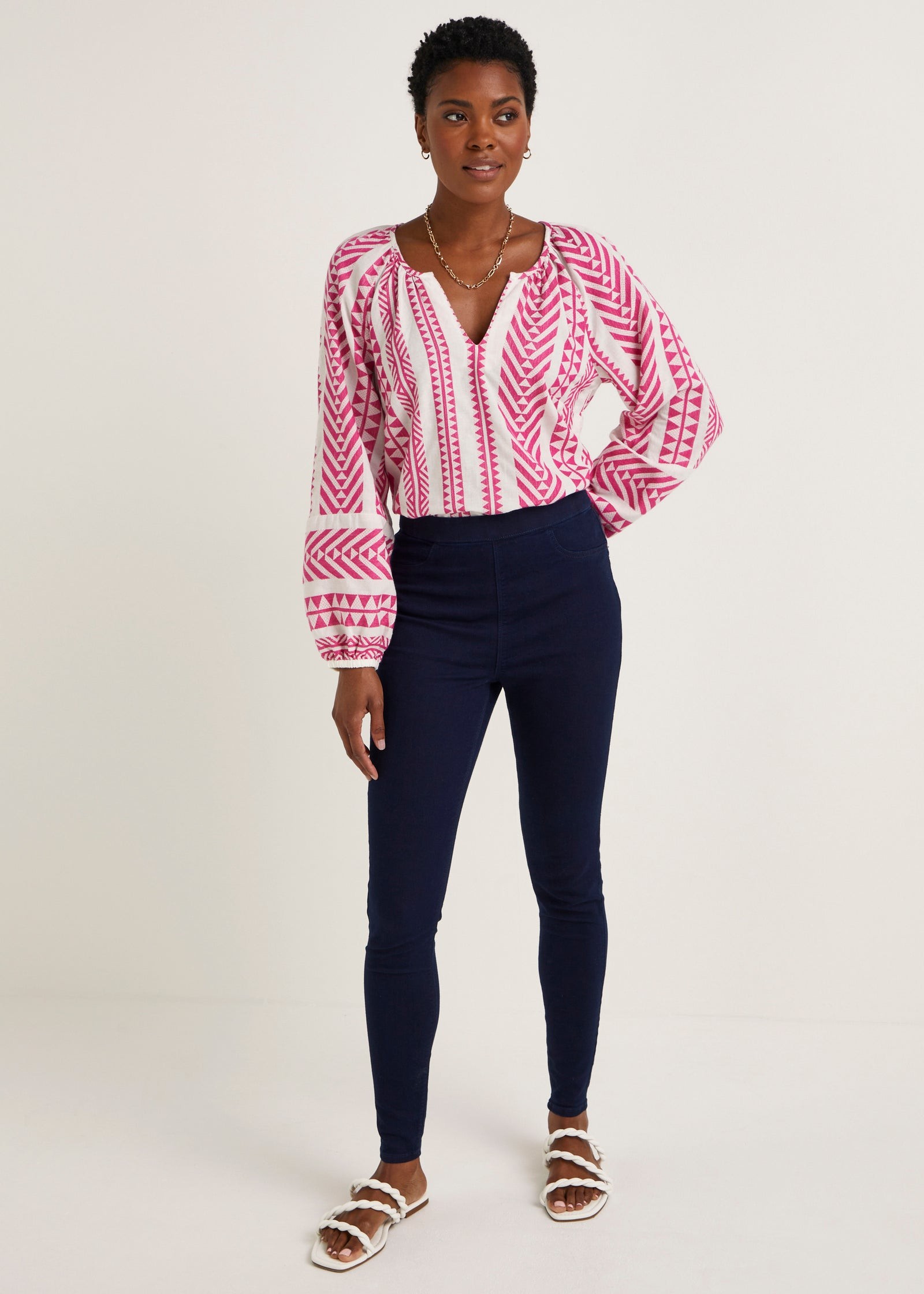 #011118
