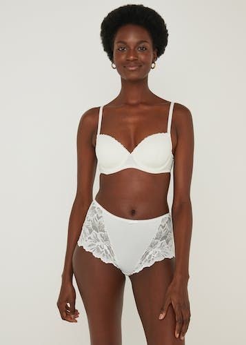 lace knickers - cream