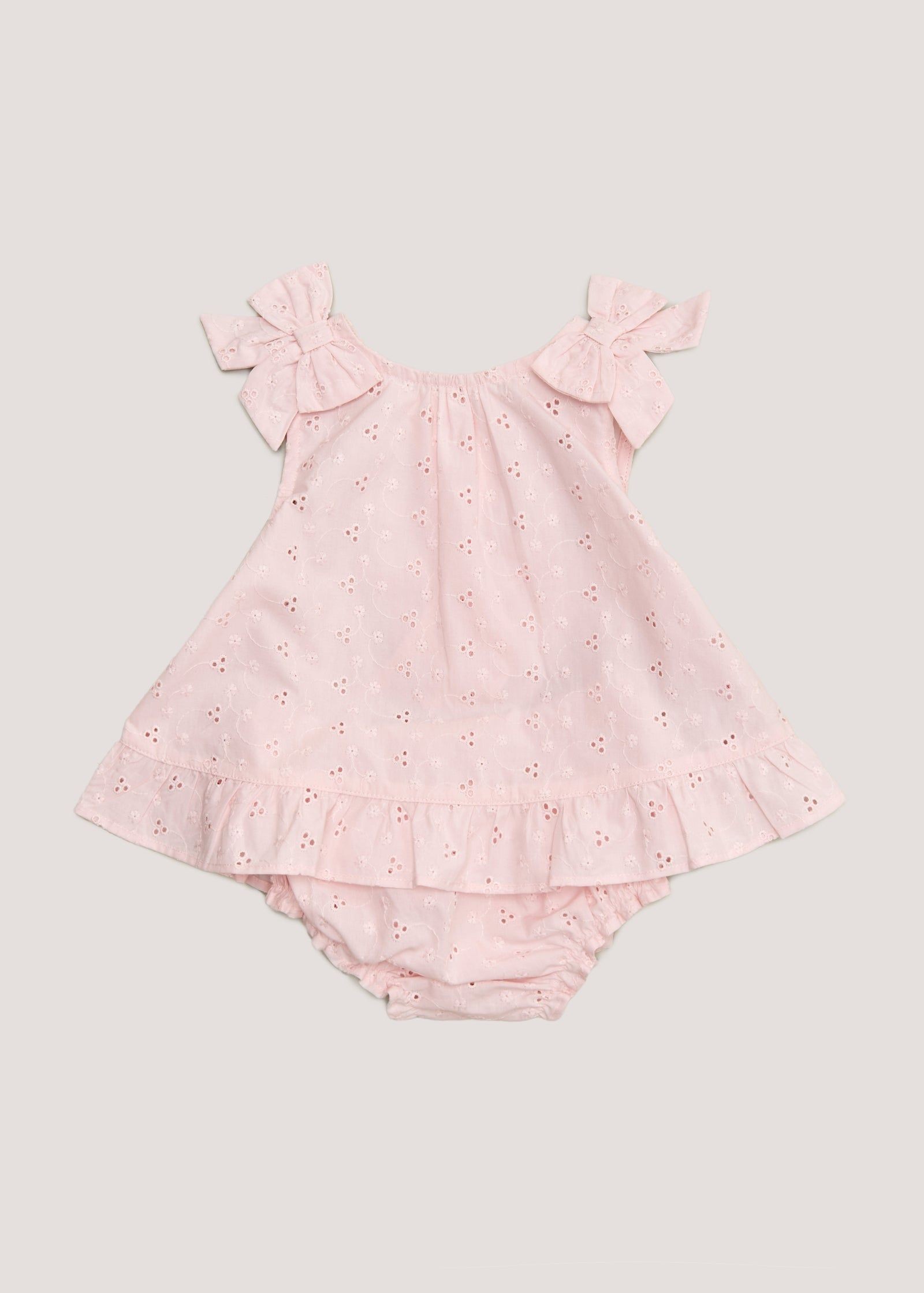 Baby's frilly knickers in ivory, white or pink in sizes from birth