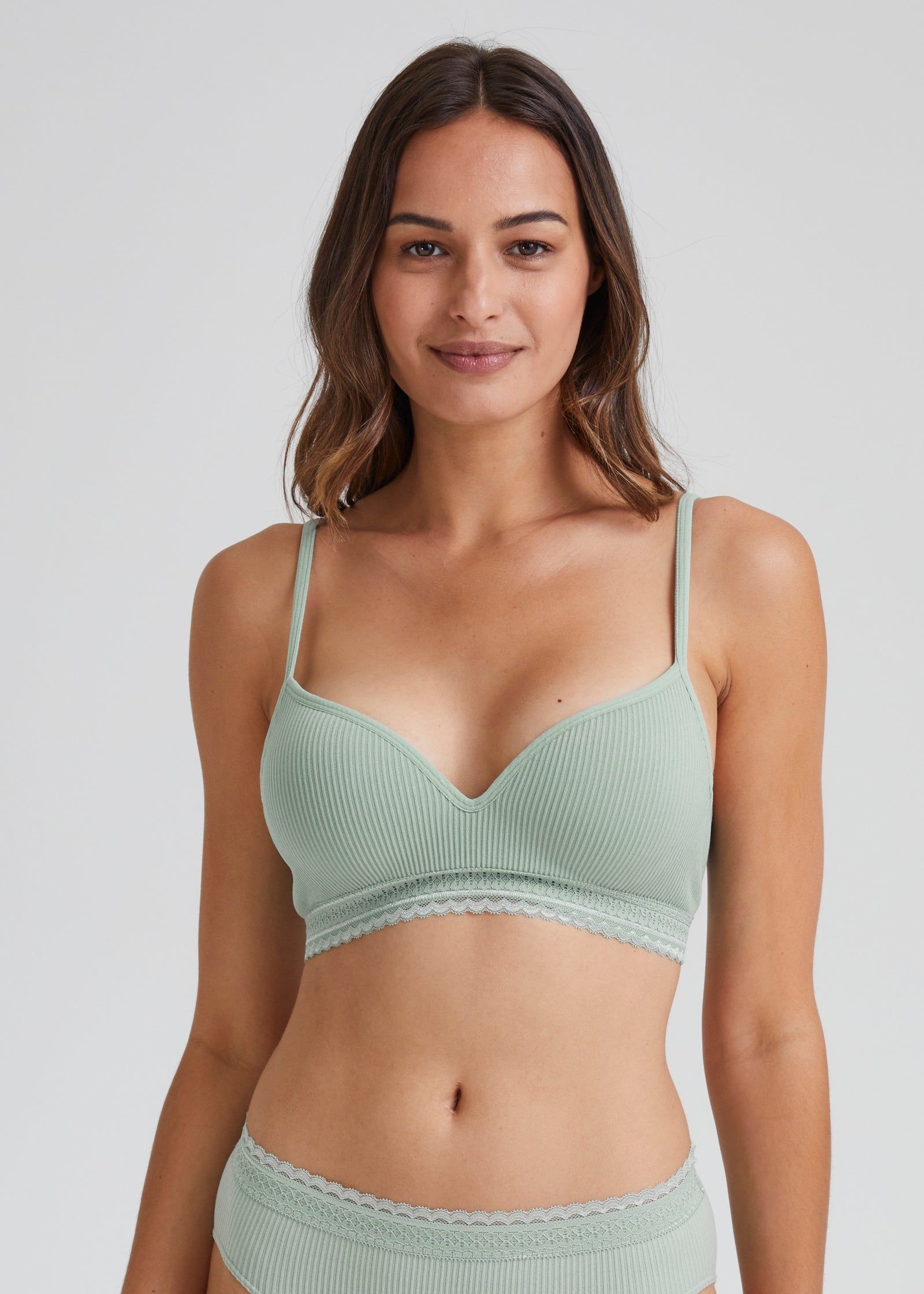 Buy 2 Pack Seam Free Moulded Ribbed Bras in Qatar - bfab